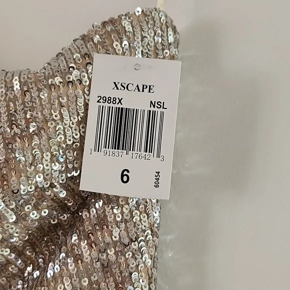 XSCape Evening Dress - Picture 3 of 9